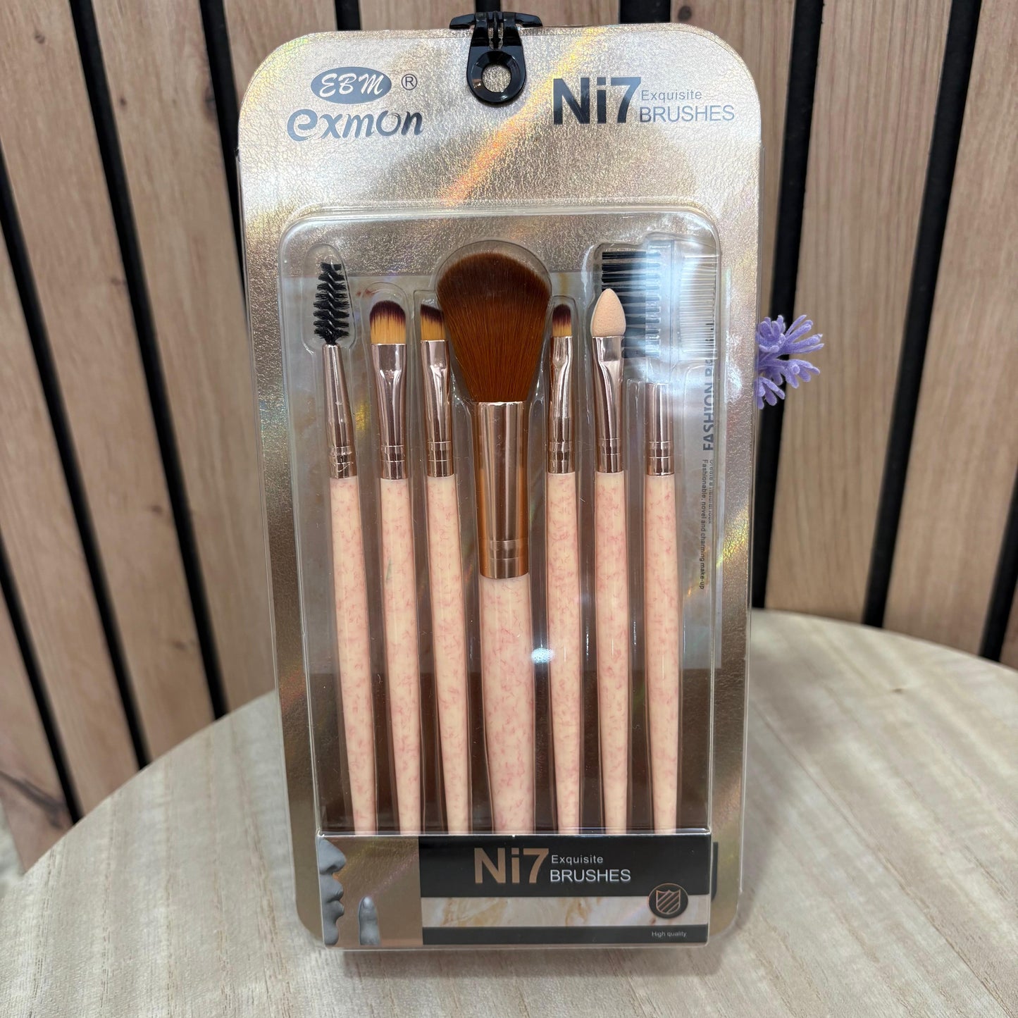 Set de 7 Brochas de Maquillaje con Peine para Cejas – Completo y Práctico