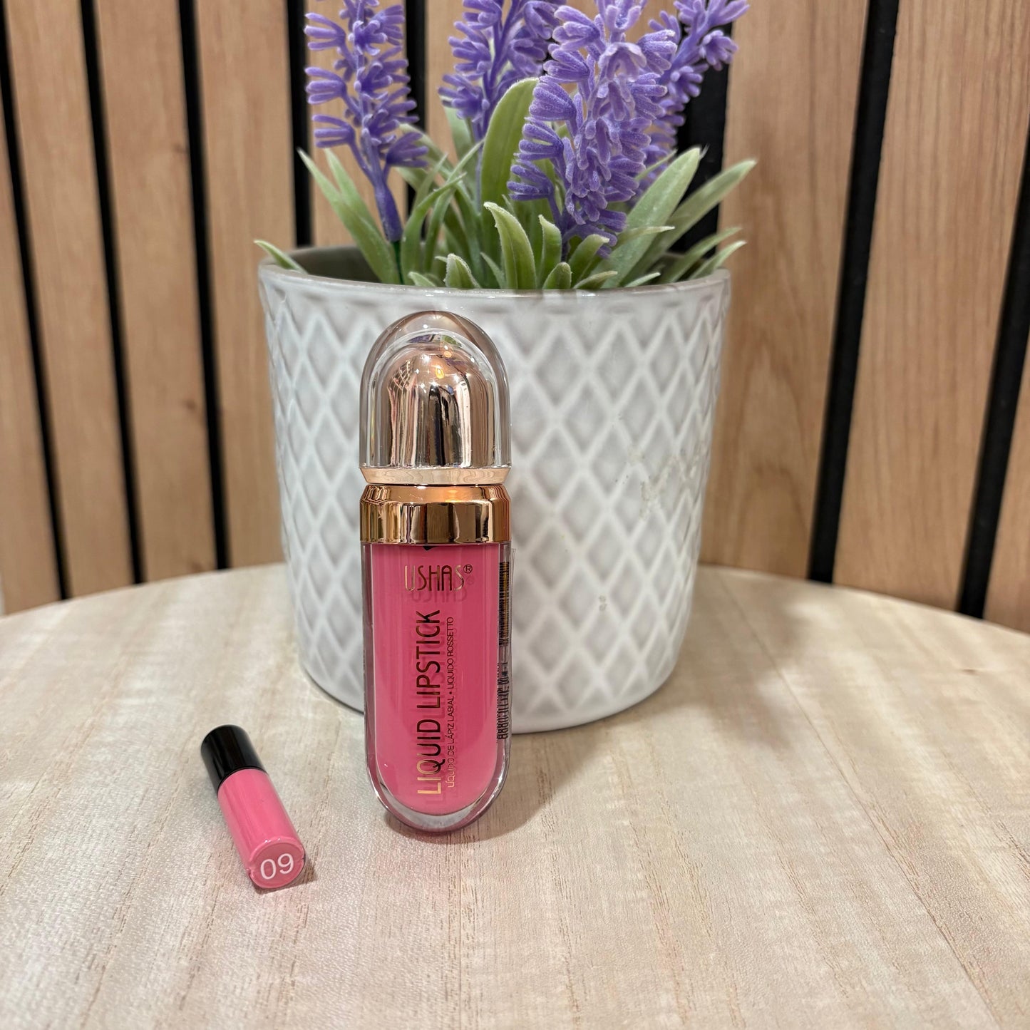 Labial Líquido Rosa Súper Permanente con Acabado Intenso