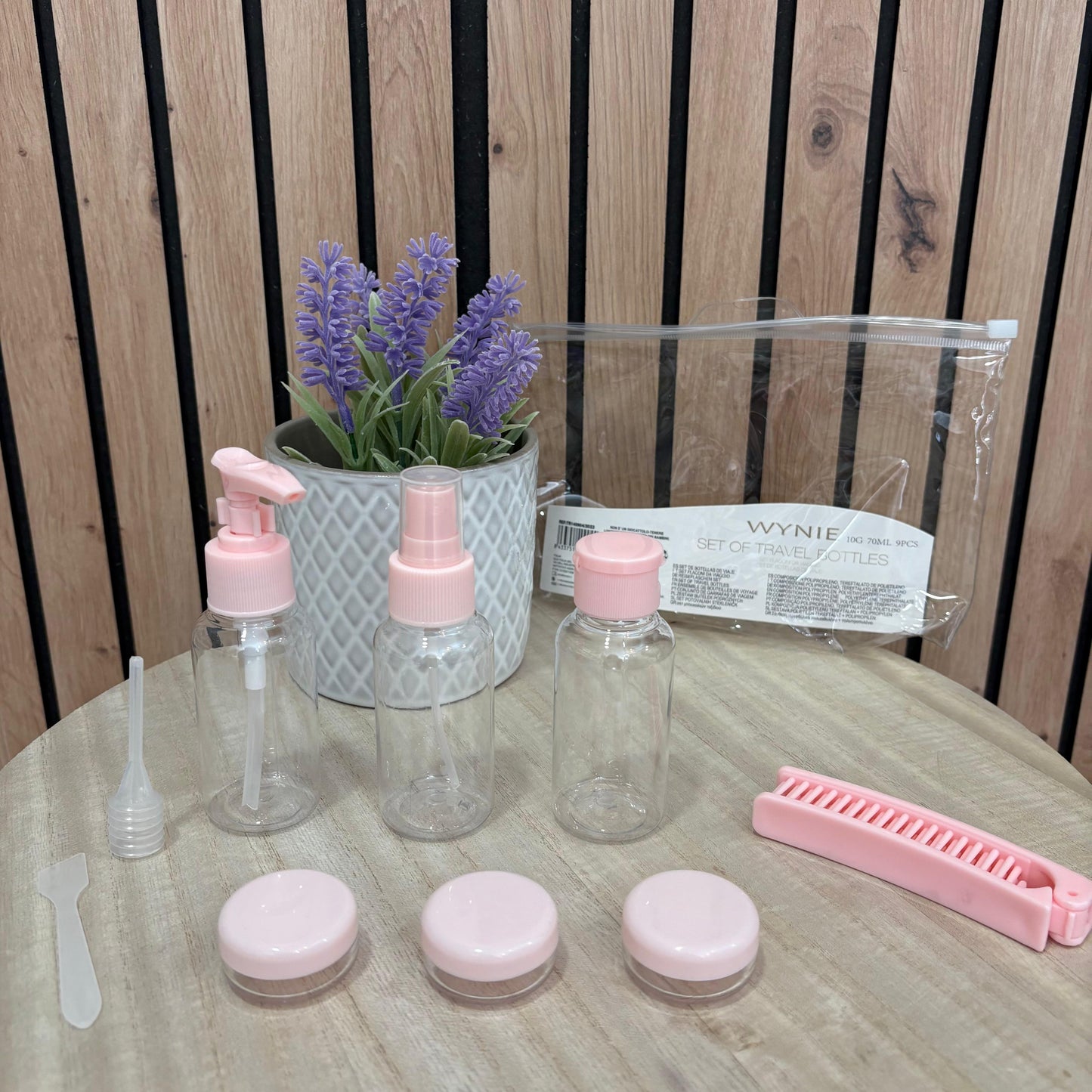 Neceser con Set de Botellas de Viaje – Botes y Accesorios Incluidos