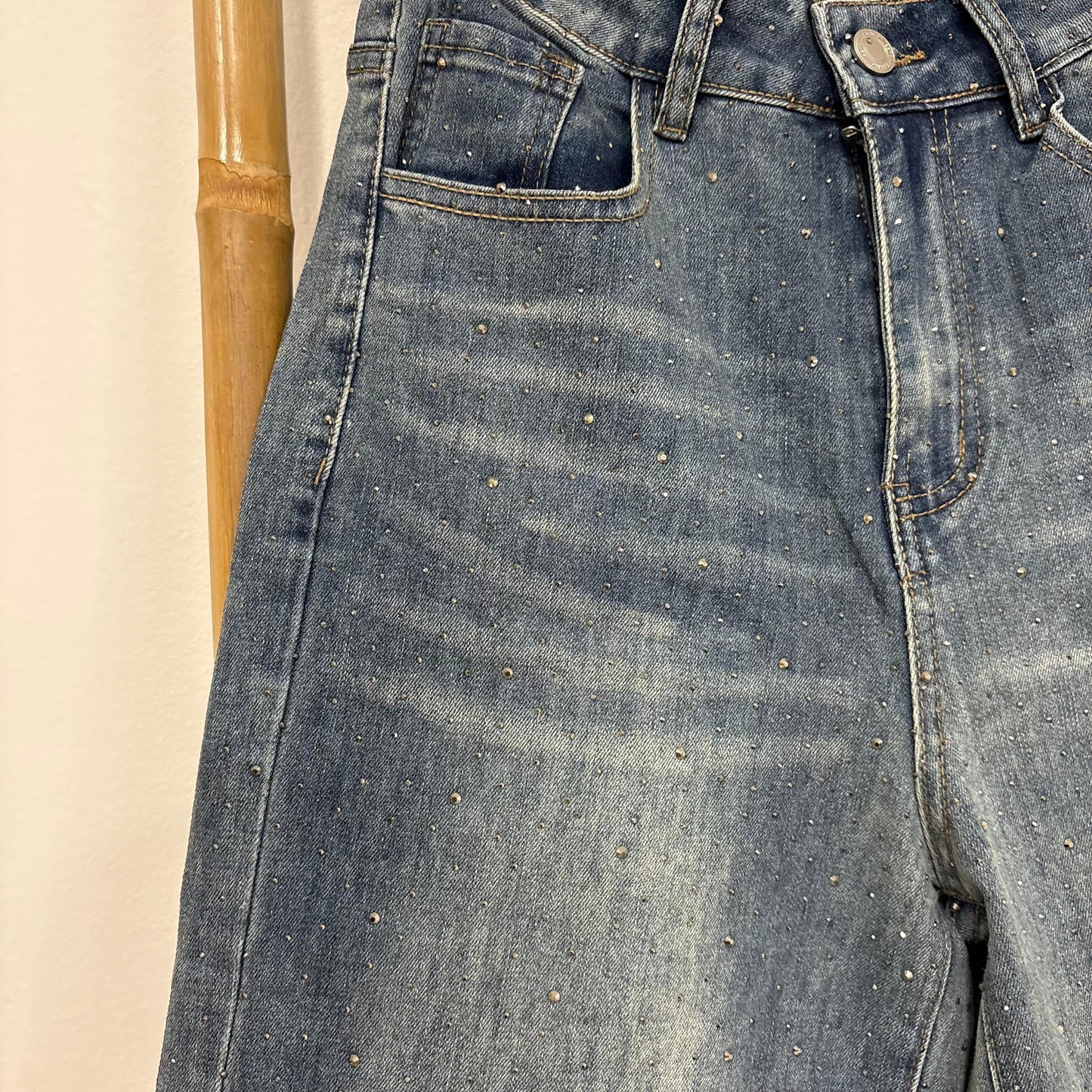 Pantalón Vaquero de Pata Ancha con Brillitos