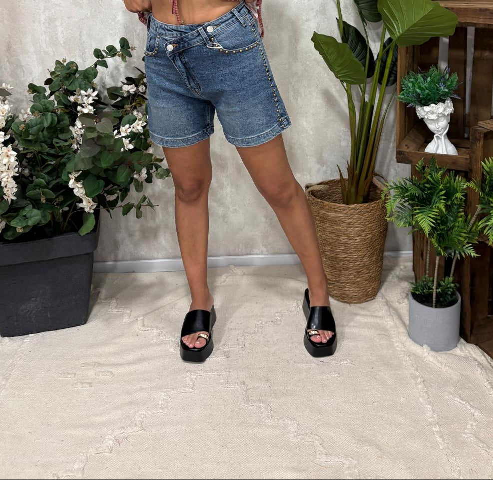 Vaquero Zara Tachuelas