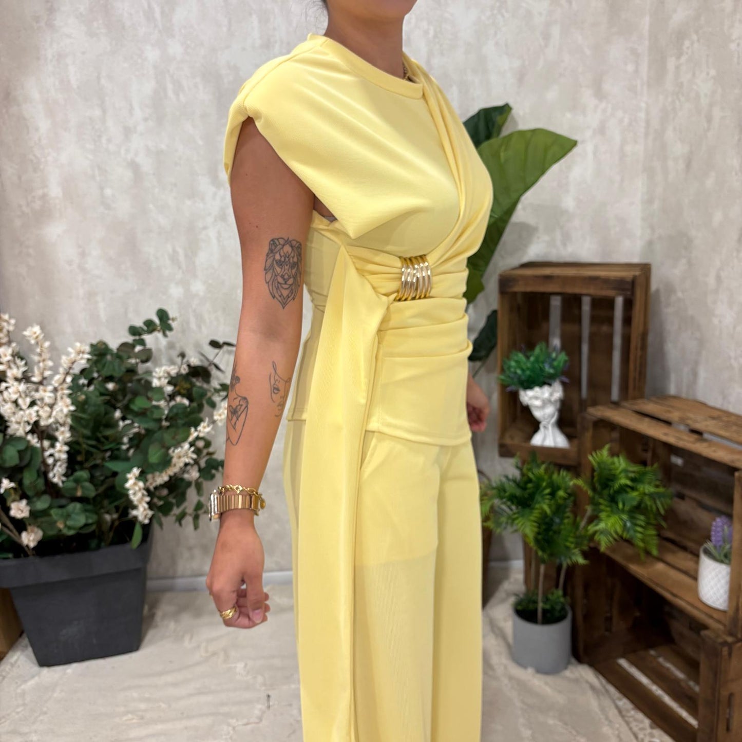 Conjunto Amarillo Piedra
