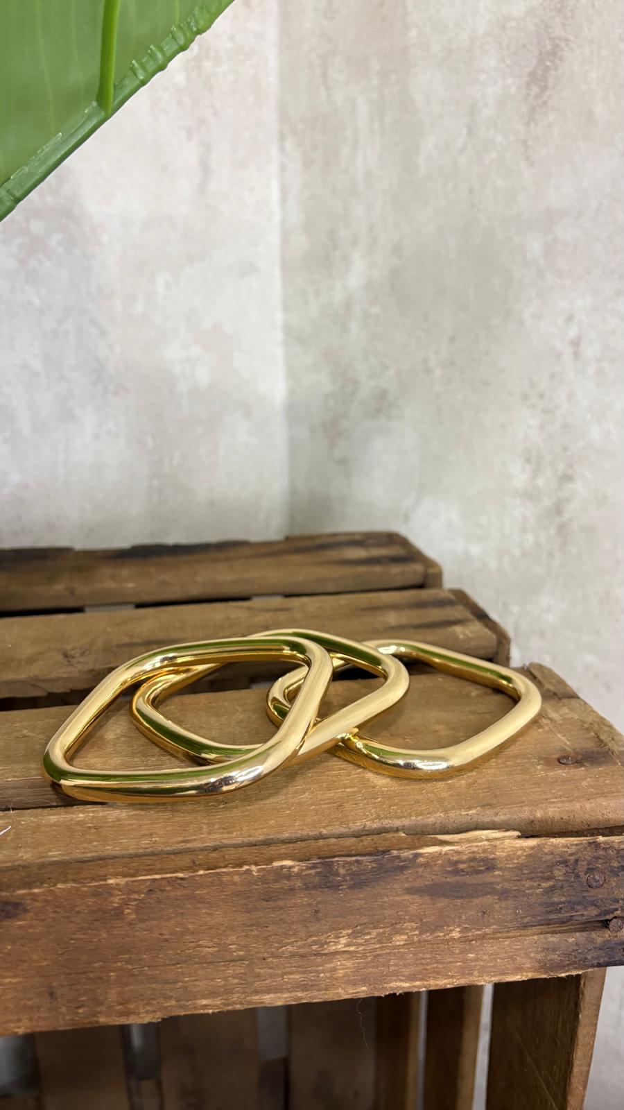 Brazalete Tres Piezas