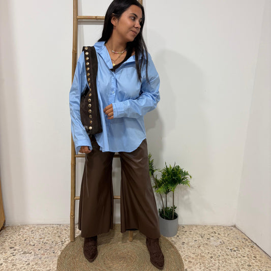 Camisa Azul Básica