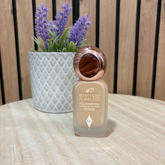 Maquillaje Fluido con Cobertura Natural y Fórmula Hidratante