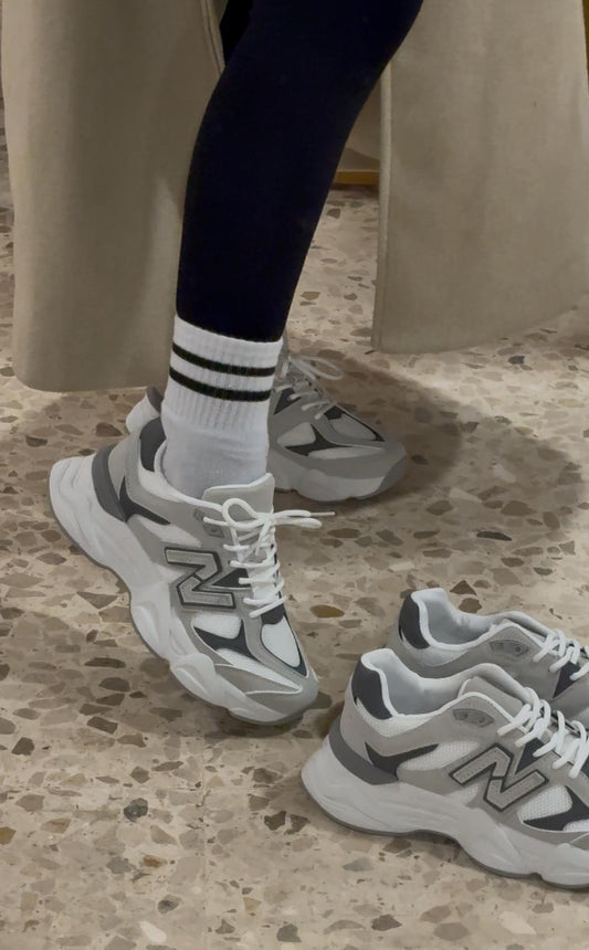 Botines New Balance Gris