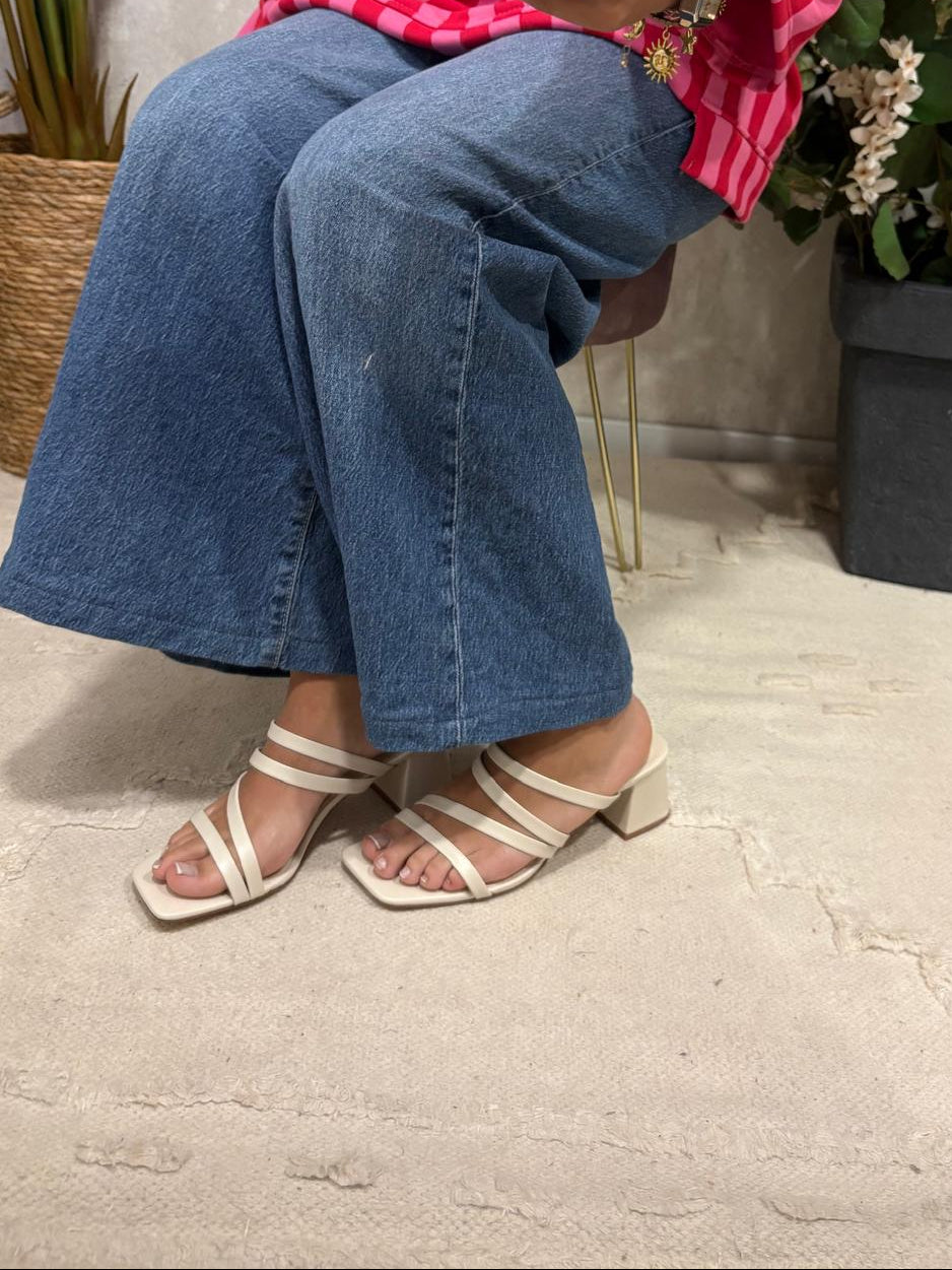Sandalia Beige – Calzado para mujer | Mayshop