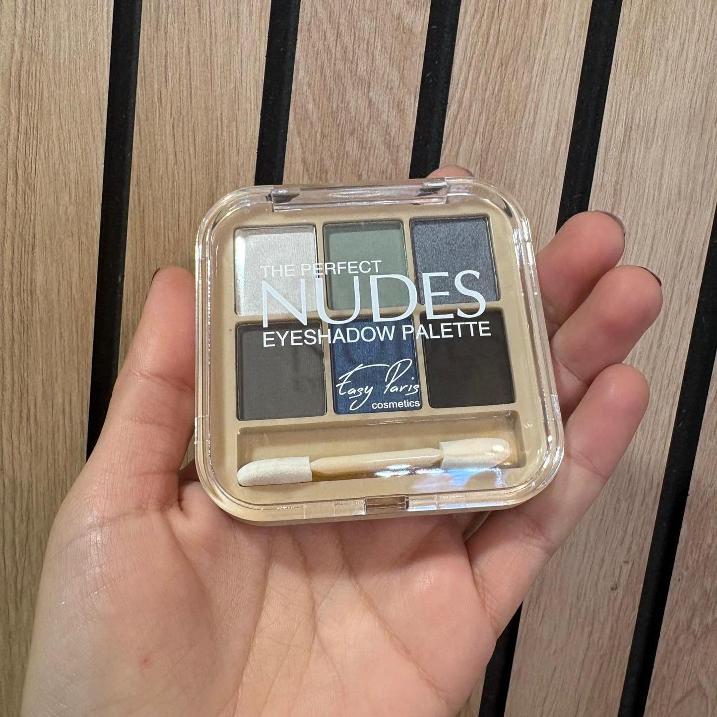 Paleta de Sombras Nude – Tonos Naturales
