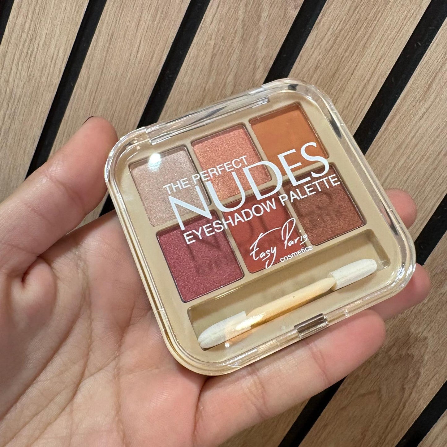 Paleta de Sombras Nude – Tonos Naturales