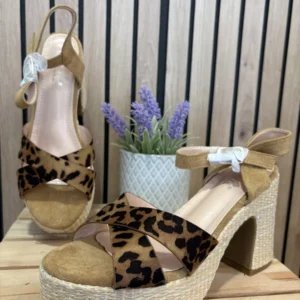 Esparto tacón leopardo