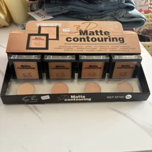 Maquillaje compacto contouring